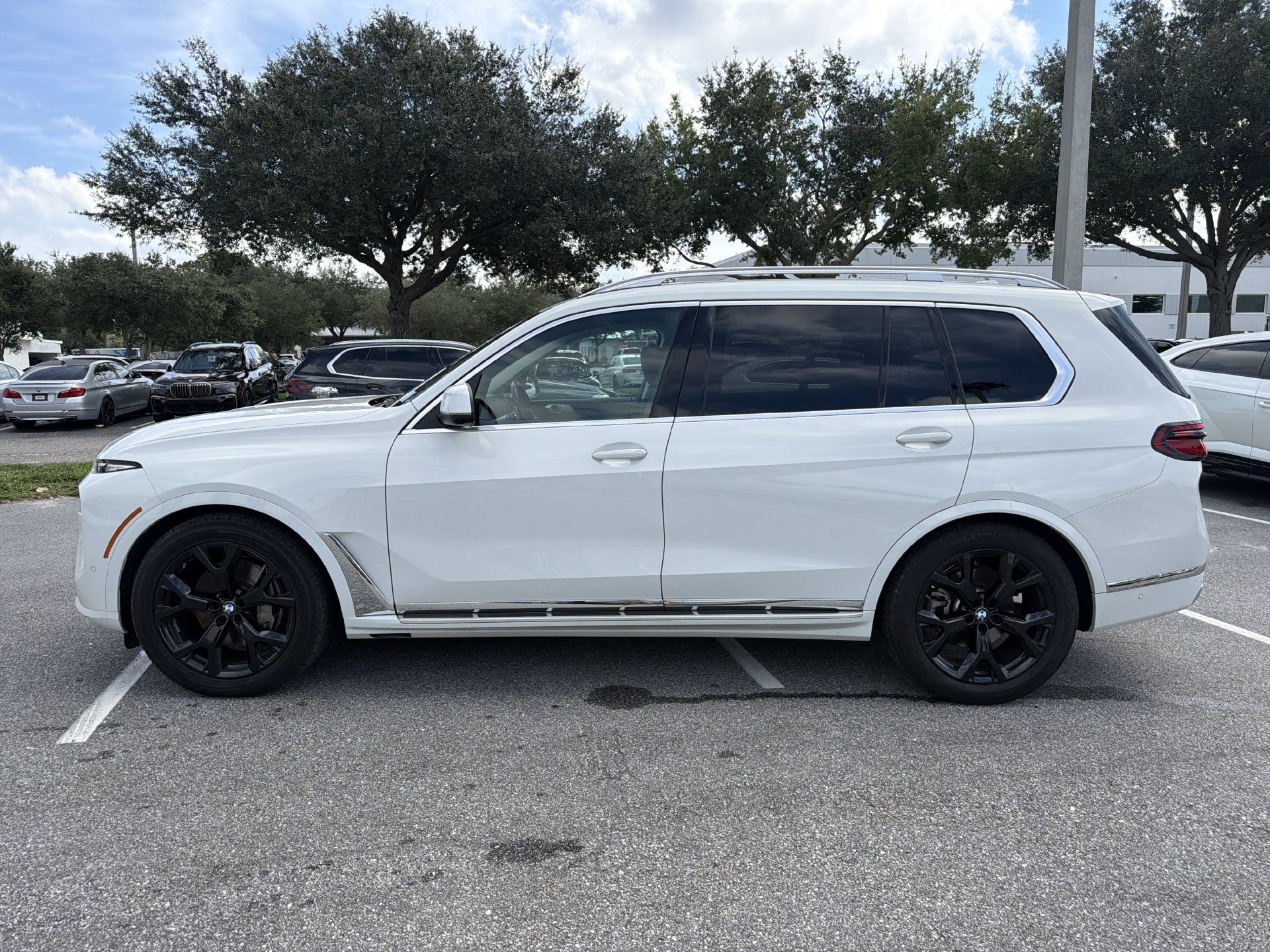 Certified 2026 BMW X7 xDrive40i AWD/4WD image 7