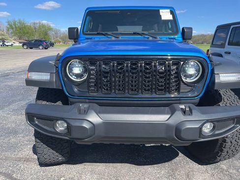 Used 2024 Jeep Wrangler Willys image 8