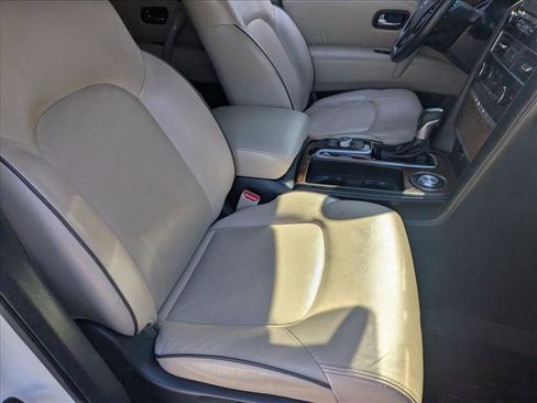 Used 2021 Nissan Armada SL image 21