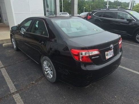 Used 2014 Toyota Camry LE FWD image 8