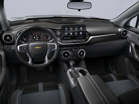 Used 2025 Chevrolet Blazer LT AWD/4WD image 9