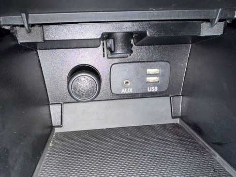 Used 2017 Subaru Outback 3.6R Limited AWD/4WD image 21