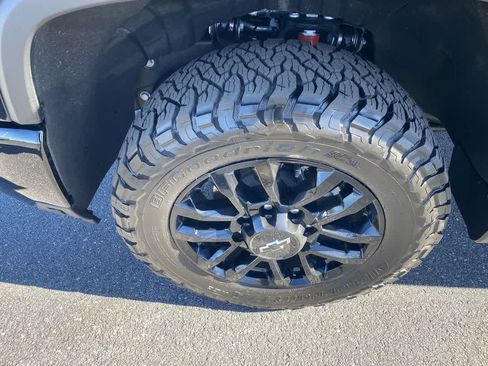 Used 2026 Chevrolet Silverado 2500 LT w/ Trail Boss Package image 10