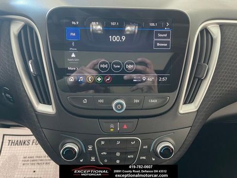 Used 2024 Chevrolet Malibu LT image 40