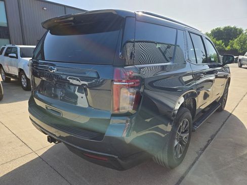 Used 2021 Chevrolet Tahoe Z71 w/ Z71 Signature Package image 2