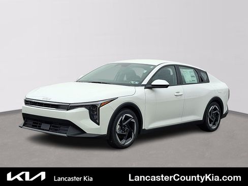 New 2025 Kia K4 EX FWD image 1