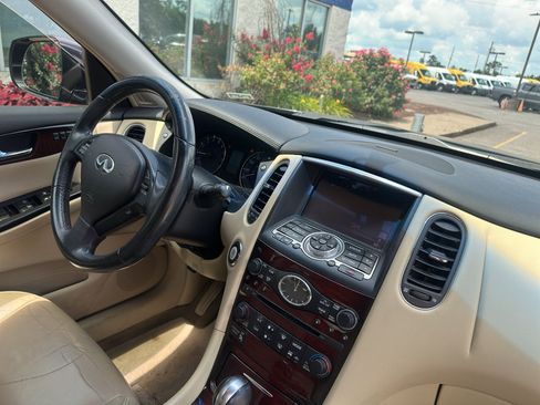 Used 2016 INFINITI QX50 2WD image 12