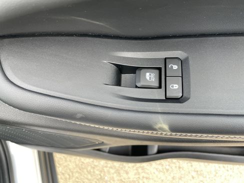 Certified 2023 Jeep Grand Cherokee Limited image 11