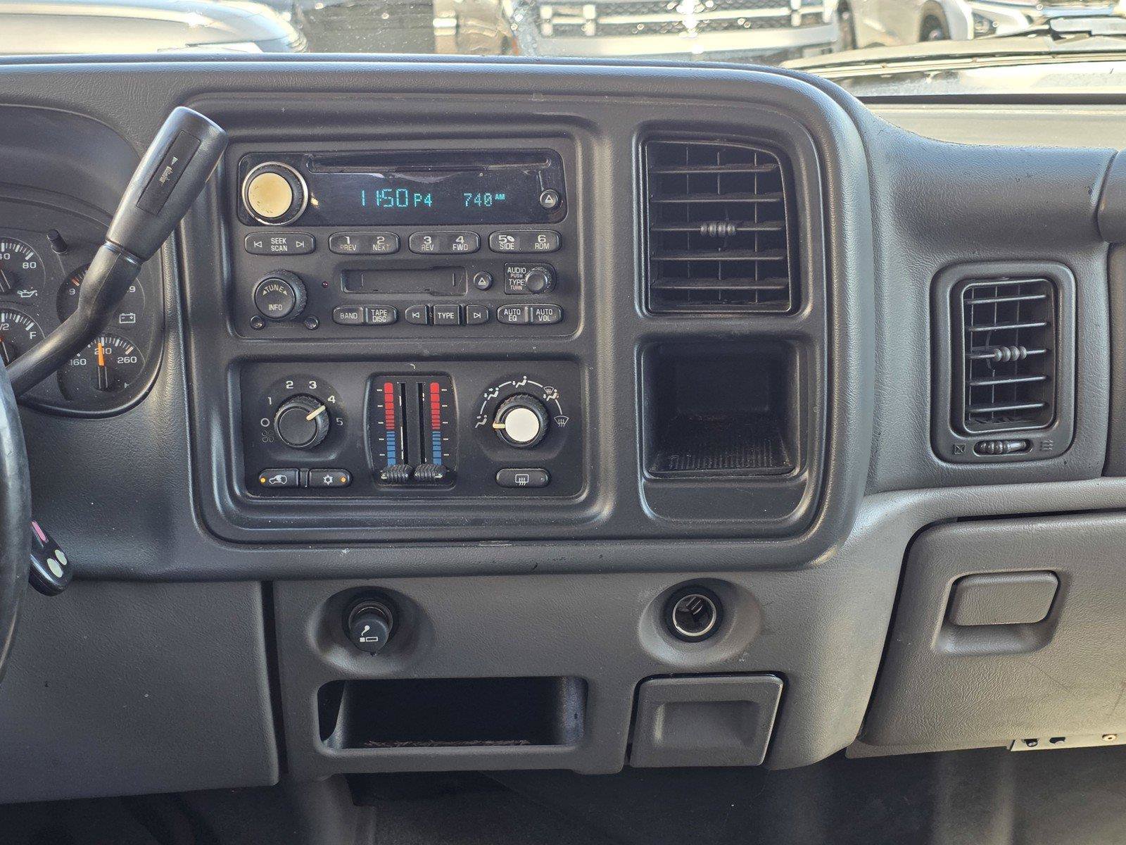 Used 2005 Chevrolet Tahoe LS RWD image 17