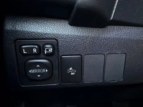 Used 2018 Toyota Corolla iM w/ All-Weather Mat Package FWD image 21