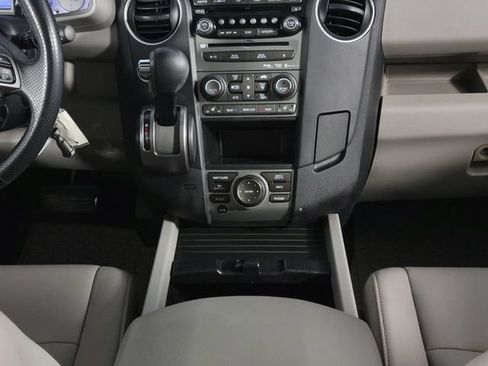 Used 2015 Honda Pilot Touring image 21