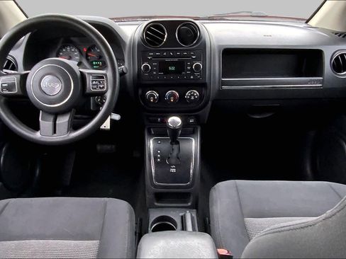 Used 2012 Jeep Compass Sport FWD image 14