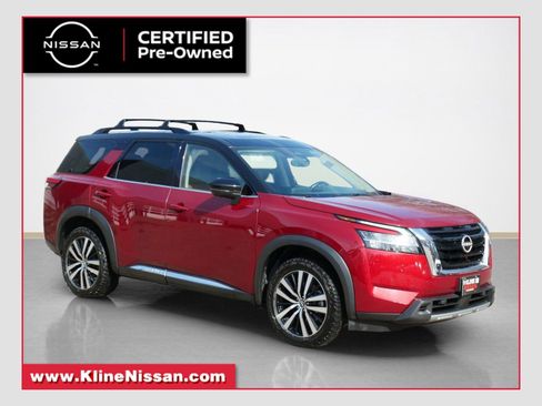 Certified 2023 Nissan Pathfinder Platinum w/ Cargo Package AWD/4WD image 1