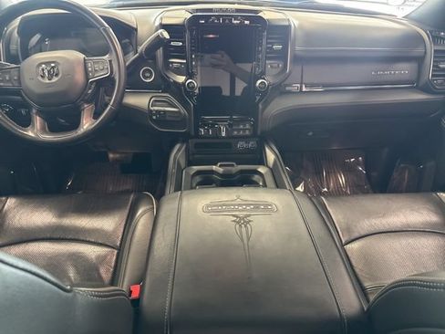 Used 2023 RAM 3500 Limited AWD/4WD image 38