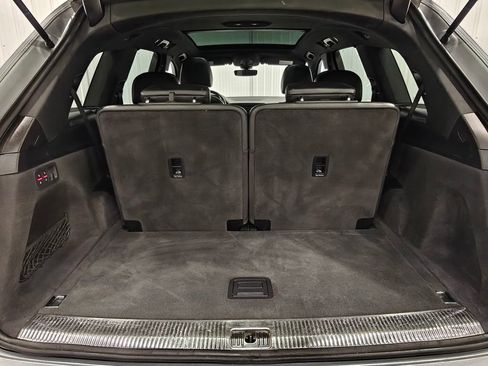 Used 2019 Audi Q7 3.0T Premium Plus w/ Premium Plus Package AWD/4WD image 18