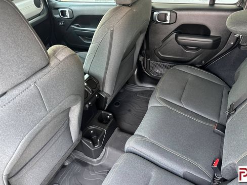 Used 2024 Jeep Wrangler Unlimited Sport AWD/4WD image 14