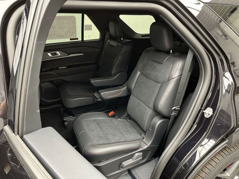 New 2026 Ford Explorer ST AWD/4WD image 12