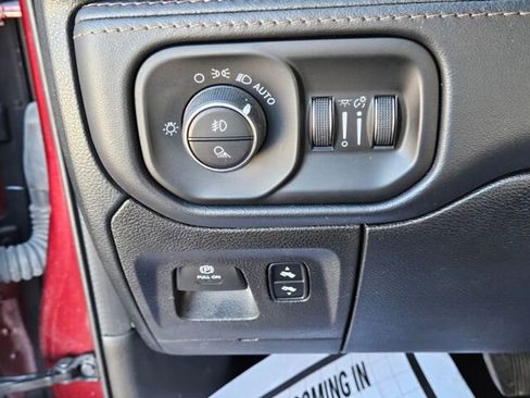 Used 2022 RAM 1500 Limited image 25