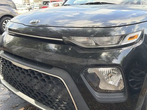 Used 2020 Kia Soul LX image 9
