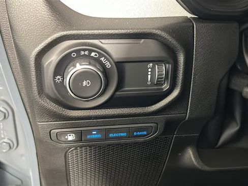 Used 2024 Jeep Wrangler Unlimited AWD/4WD image 18