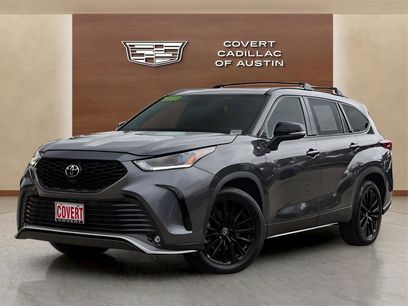Used 2023 Toyota Highlander XSE
