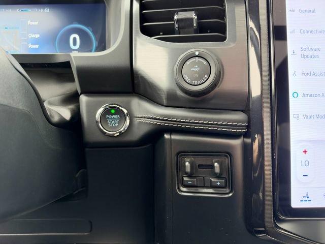 Used 2023 Ford F150 Lightning Platinum AWD/4WD image 44