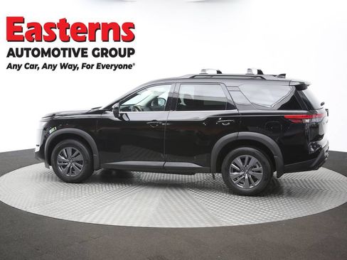 Used 2024 Nissan Pathfinder SV w/ Lighting Package (N92) AWD/4WD image 61