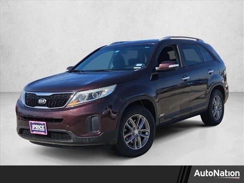 Used 2015 Kia Sorento LX image 1