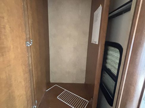 Used 2013 Mercedes-Benz Sprinter 3500 image 19
