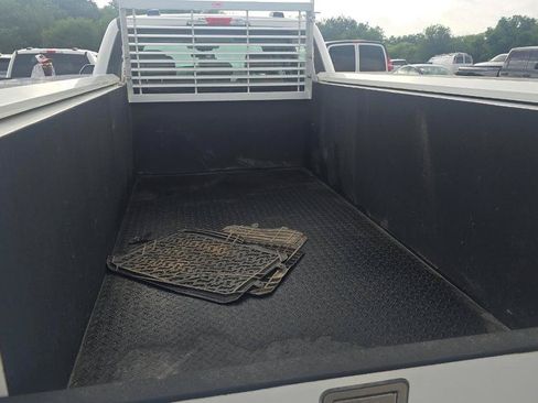 Used 2021 Ford F250 XL w/ Power Equipment Group AWD/4WD image 8