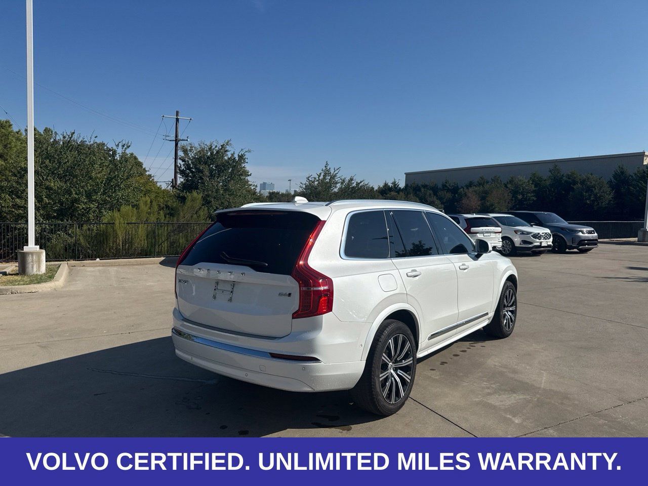 Certified 2023 Volvo XC90 B6 Plus w/ Protection Package Premier AWD/4WD image 7