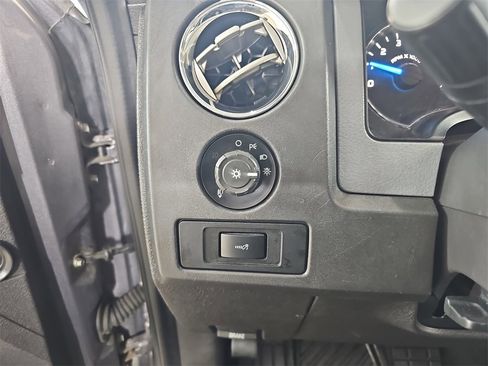Used 2014 Ford F150 XLT image 28