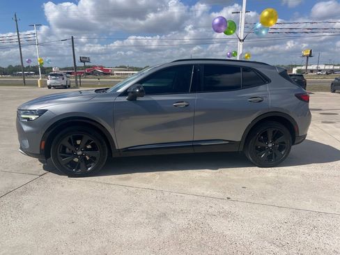 Used 2022 Buick Envision Preferred image 2