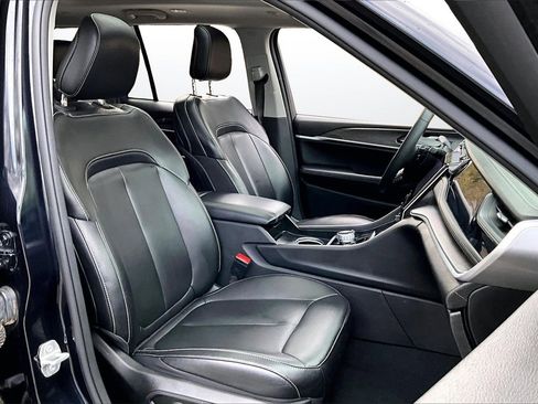 Used 2024 Jeep Grand Cherokee Limited 4xe image 24