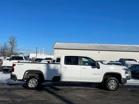 Used 2024 Chevrolet Silverado 2500 LT image 13