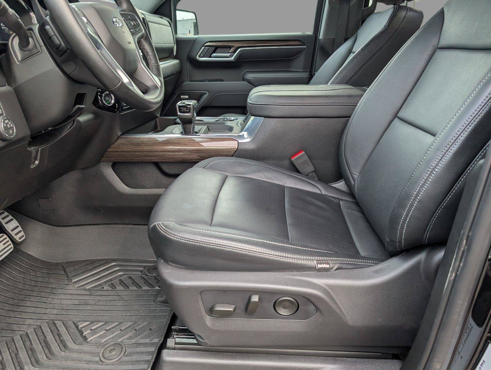 Used 2026 Chevrolet Silverado 1500 RST AWD/4WD image 14