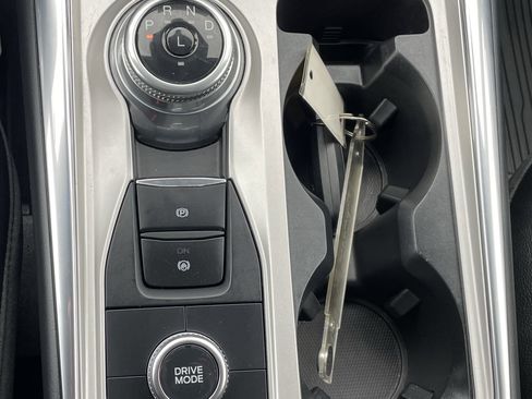 Used 2022 Ford Explorer Limited image 20