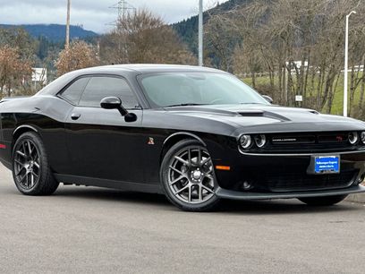Used 2016 Dodge Challenger R/T Scat Pack w/ Leather Interior Group