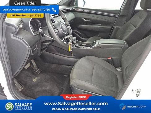 Used 2022 Hyundai Santa Cruz SE image 9