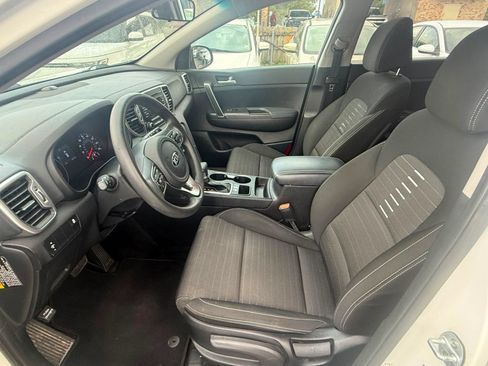 Used 2018 Kia Sportage LX FWD image 10