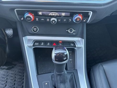 Used 2023 Audi Q3 2.0T Premium w/ Convenience Package image 19