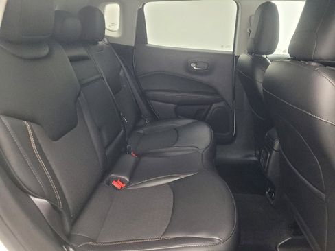 Used 2019 Jeep Compass Latitude AWD/4WD image 19
