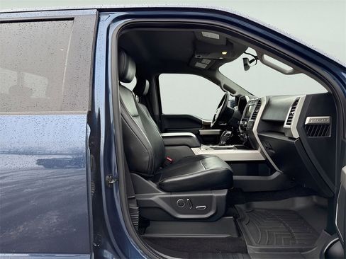 Used 2016 Ford F150 Lariat w/ Equipment Group 501A Mid image 12