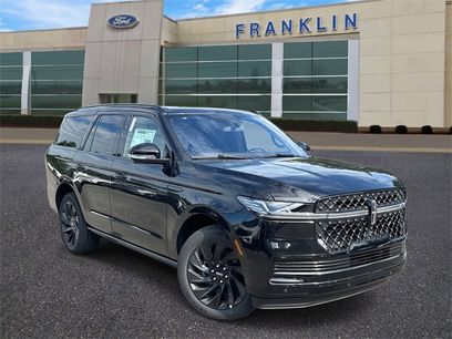 New 2025 Lincoln Navigator Reserve w/ Jet Appearance Package