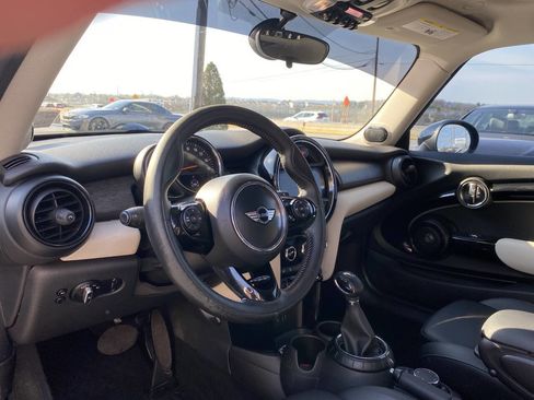 Used 2016 MINI Cooper S image 11