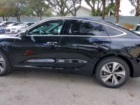 Certified 2024 Audi Q8 e-tron Premium Plus AWD/4WD image 5