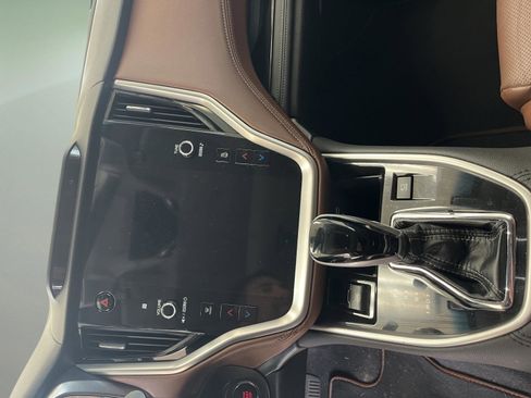 Used 2021 Subaru Outback Touring AWD/4WD image 20