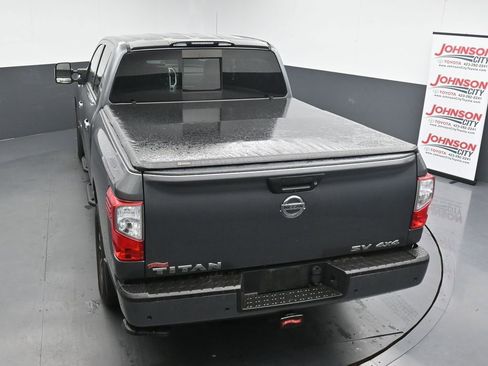 Used 2021 Nissan Titan SV w/ SV Convenience Package AWD/4WD image 15