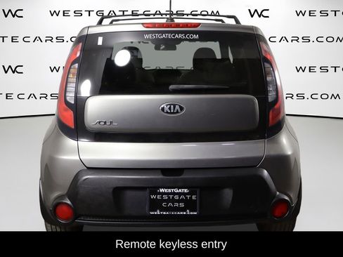 Used 2015 Kia Soul + FWD image 4