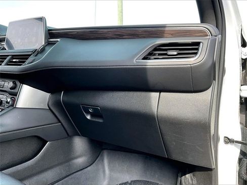 Used 2021 Chevrolet Tahoe Z71 image 13